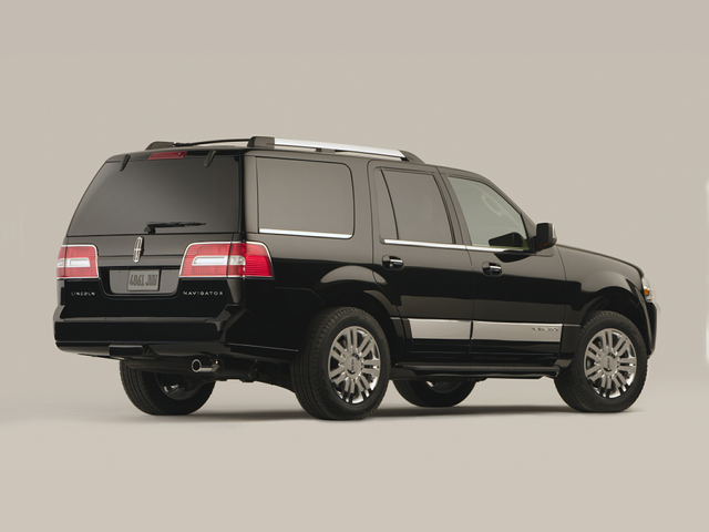 2008 Lincoln Navigator - Specs, Prices, MPG, Reviews & Photos | Cars.com