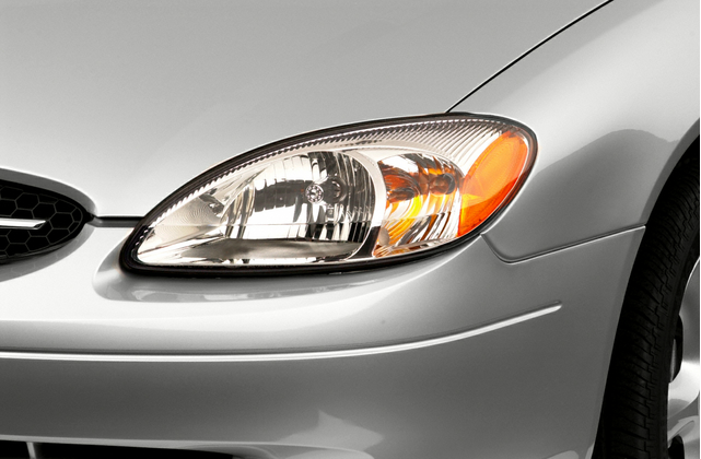 2001 Ford Taurus