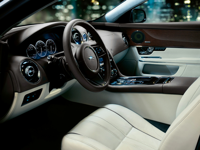 2015 Jaguar XJ
