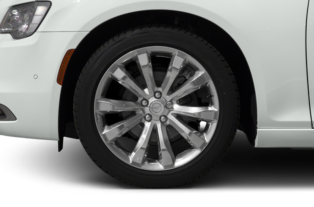 2019 Chrysler 300