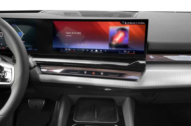 2026 BMW 550e