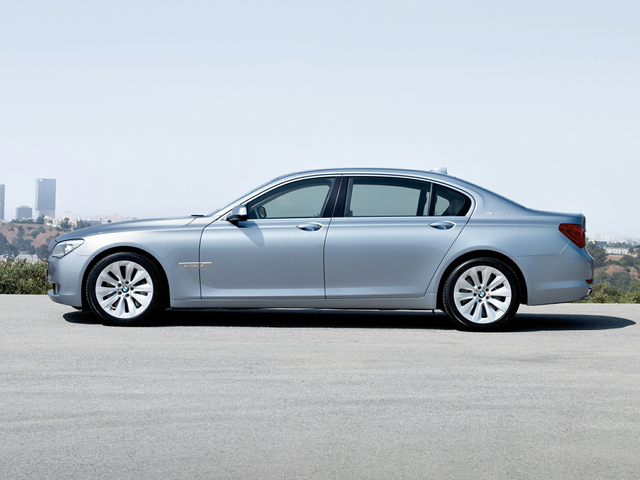 2012 BMW ActiveHybrid 750