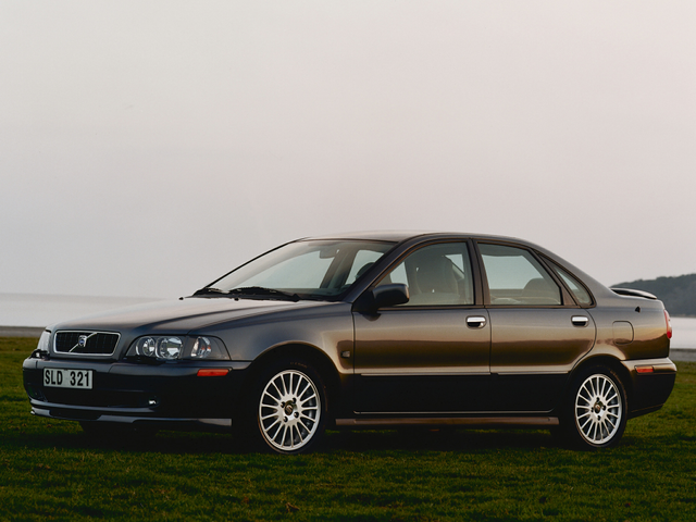 2003 Volvo S40