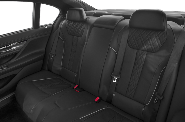 2018 BMW 740e