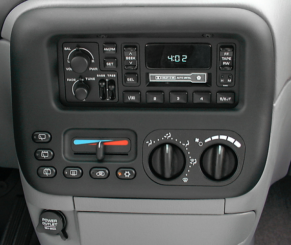 2000 Chrysler Grand Voyager