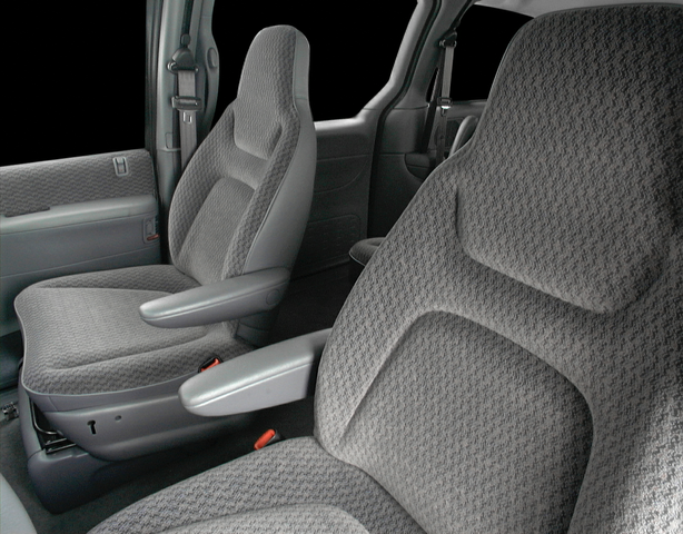 2000 Chrysler Grand Voyager