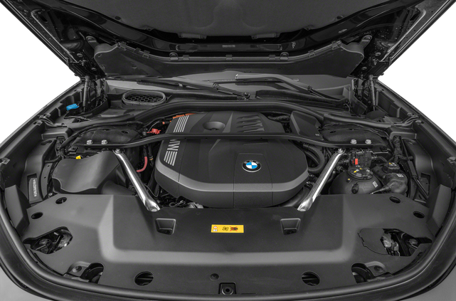 2024 BMW 750e