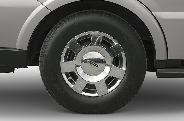 2005 Lincoln Navigator