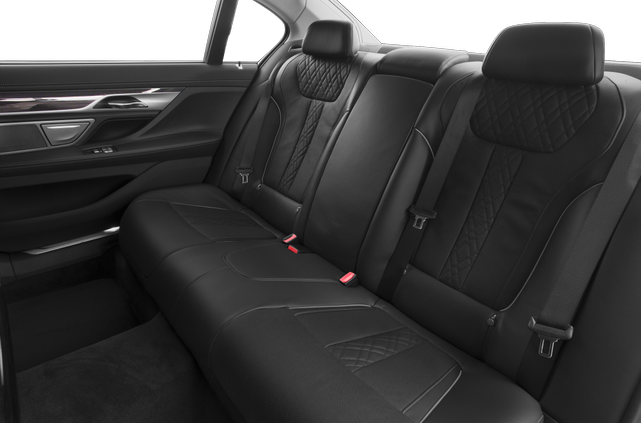 2019 BMW 750