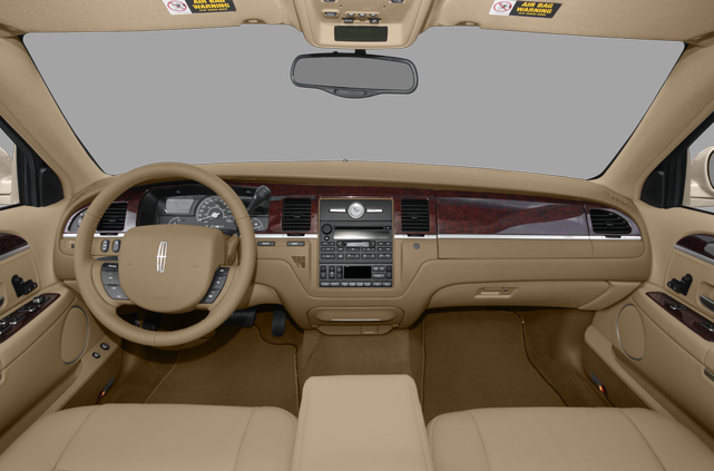 2011 Lincoln Town Car