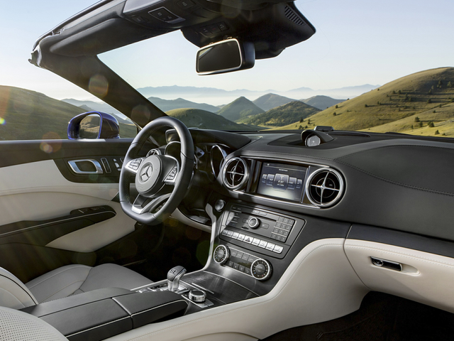 2017 Mercedes-Benz SL 550