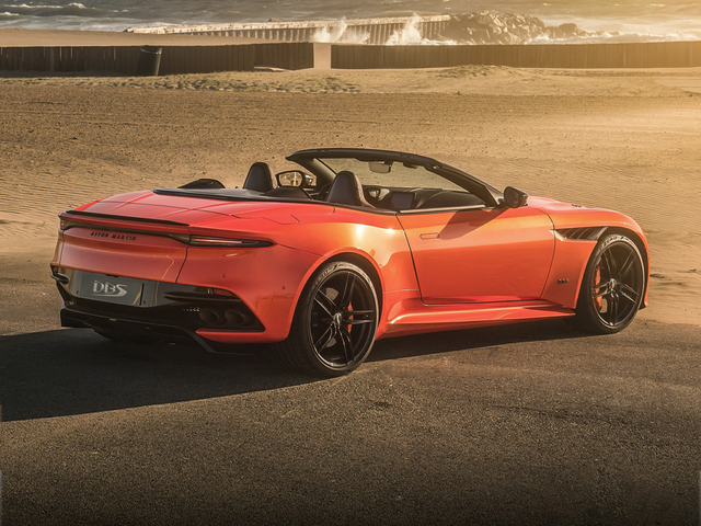 2019 Aston Martin DBS