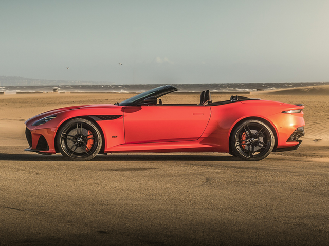 2019 Aston Martin DBS
