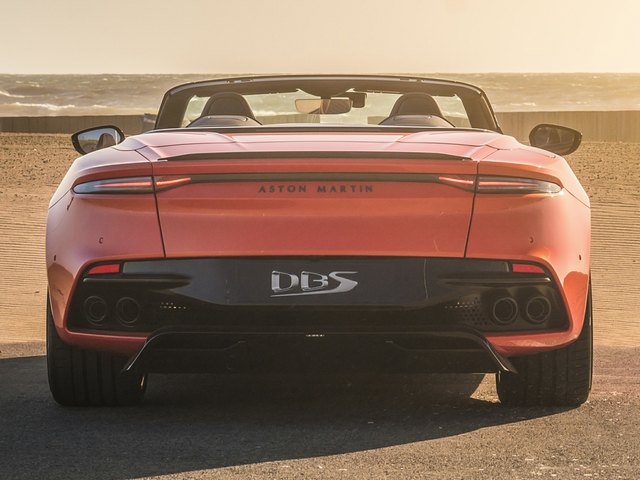 2019 Aston Martin DBS