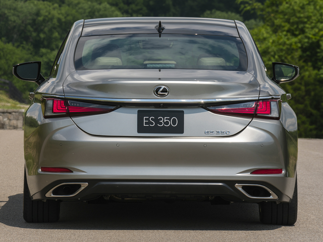 2019 Lexus ES 300h