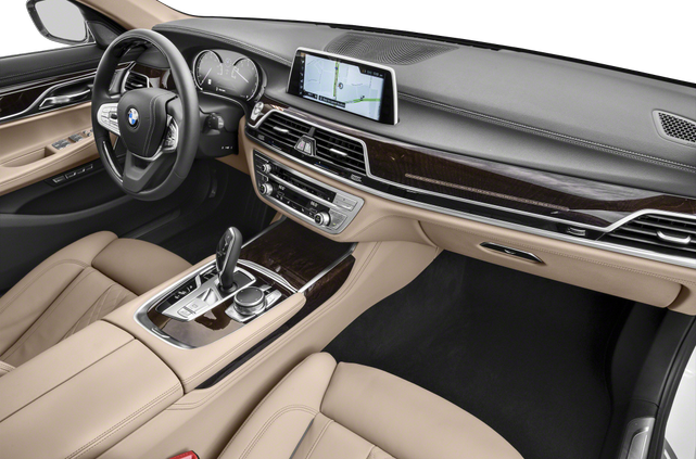 2017 BMW 740