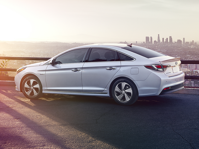 2017 Hyundai SONATA Hybrid