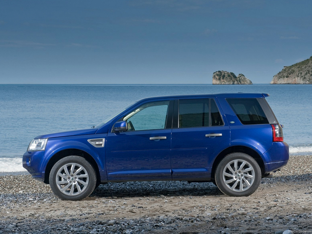 2011 Land Rover LR2