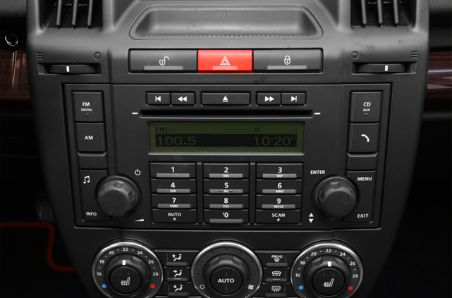 2011 Land Rover LR2
