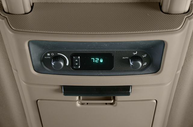 2005 Chrysler Town & Country