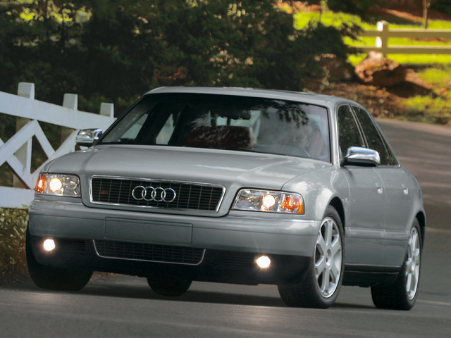 2003 Audi S8