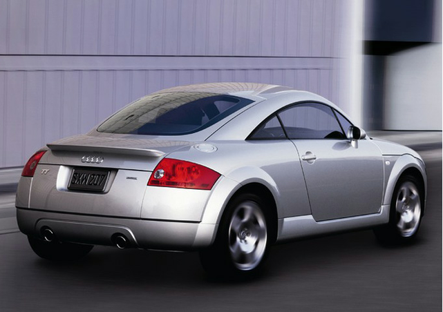 2004 Audi TT Specs, Price, MPG & Reviews