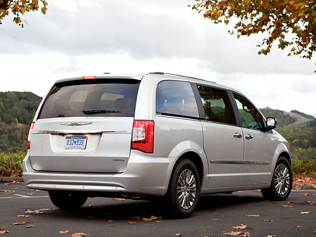 2011 Chrysler Town & Country