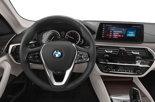 2019 BMW 530