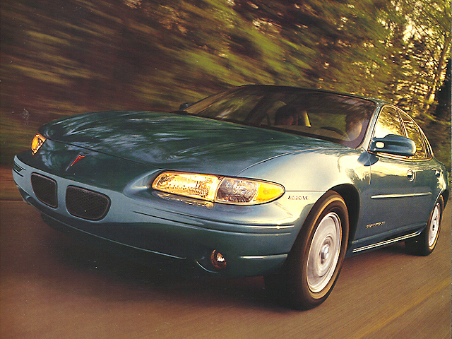 2003 Pontiac Grand Prix Specs, Price, MPG & Reviews