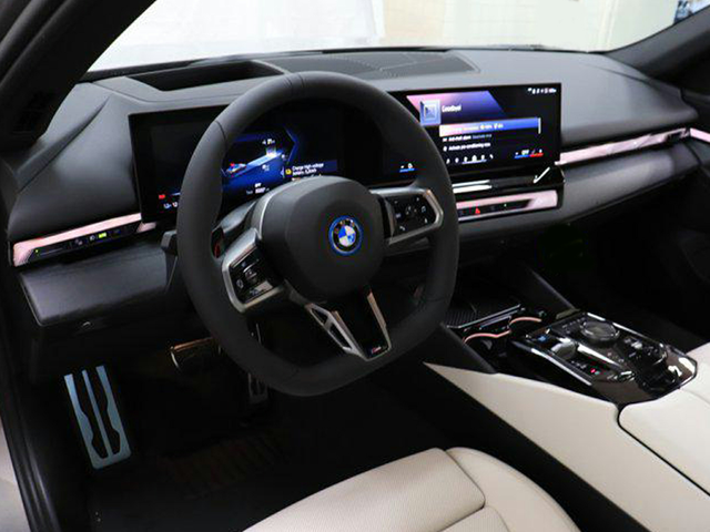 2025 BMW i5