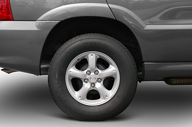 2005 Mazda Tribute