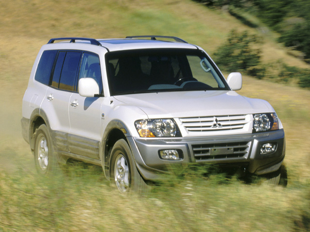 2002 Mitsubishi Montero - Specs, Prices, MPG, Reviews & Photos | Cars.com