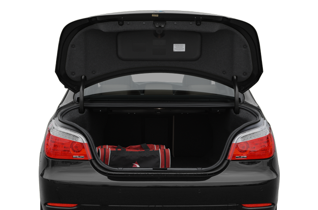 2010 BMW 528