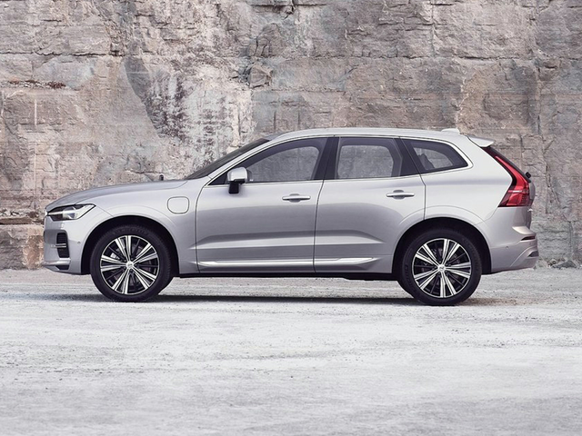 2022 Volvo XC60 Recharge Plug-In Hybrid