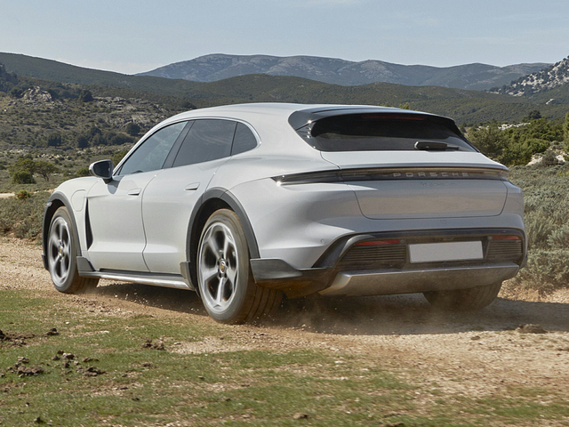 2022 Porsche Taycan Cross Turismo