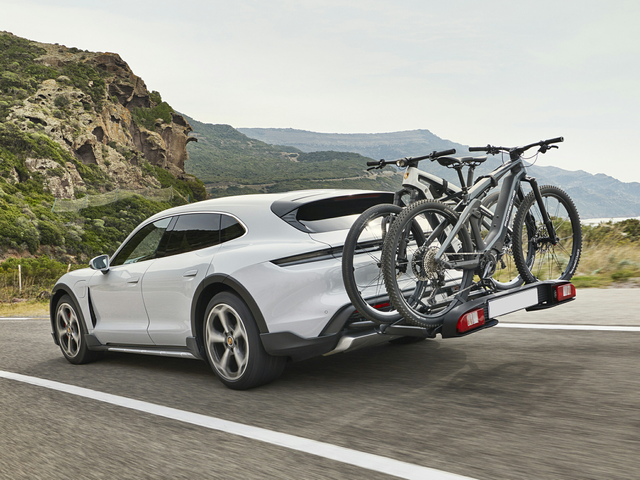 2022 Porsche Taycan Cross Turismo