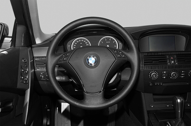 2004 BMW 530