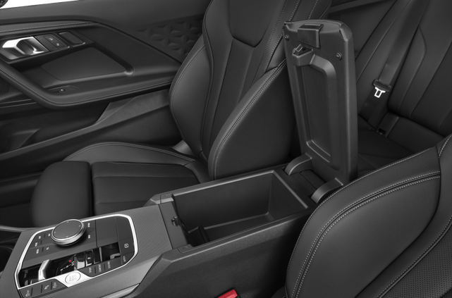 2023 BMW 230