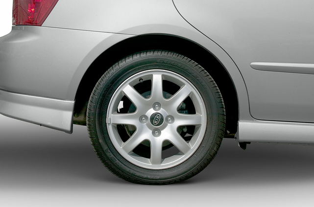 2006 Kia Spectra5
