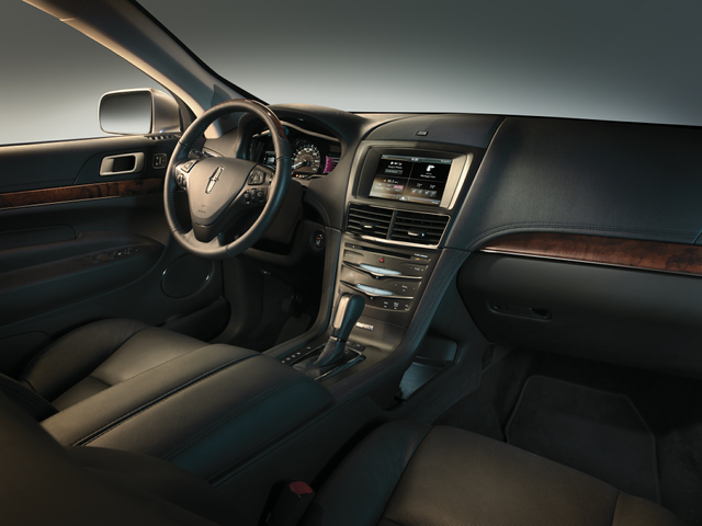 2016 Lincoln MKT