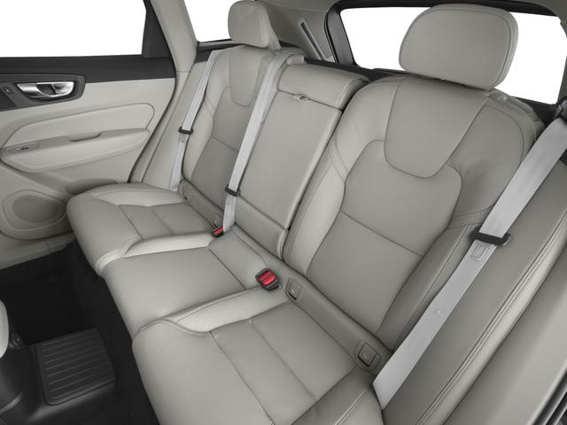 2025 Volvo XC60 Plug-In Hybrid