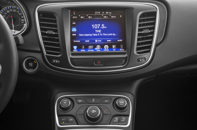 2015 Chrysler 200