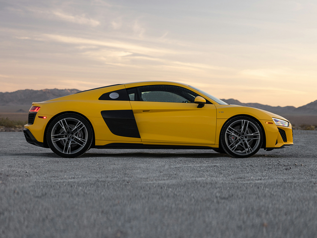 2023 Audi R8 - Specs, Prices, MPG, Reviews & Photos | Cars.com