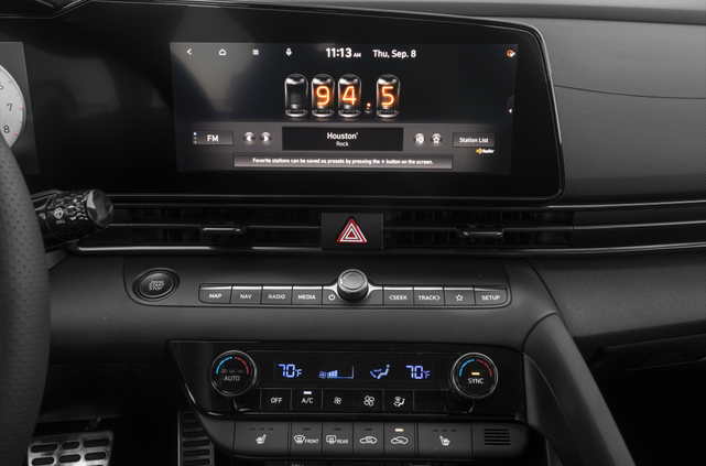 2023 Hyundai ELANTRA