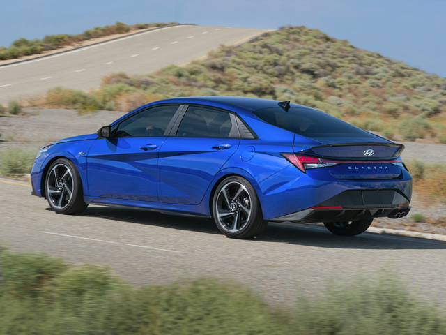 2023 Hyundai ELANTRA