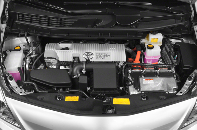 2014 Toyota Prius v Specs, Price, MPG & Reviews | Cars.com