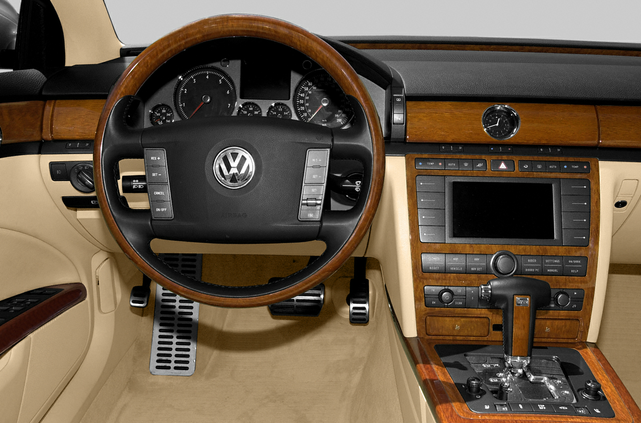 2004 Volkswagen Phaeton