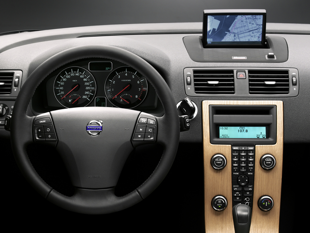 2010 Volvo S40