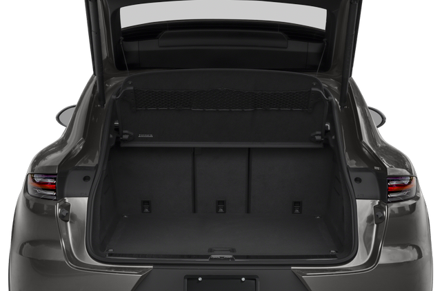 2023 Porsche Cayenne E-Hybrid Coupe