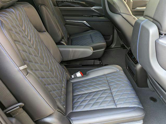 2026 Cadillac Escalade IQL